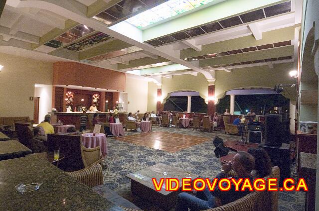 Republique Dominicaine Punta Cana Grand Paradise Bavaro The dancing at the lobby bar.