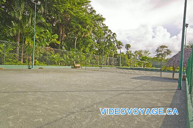 République Dominicaine Punta Cana Iberostar Bavaro Another tennis court.