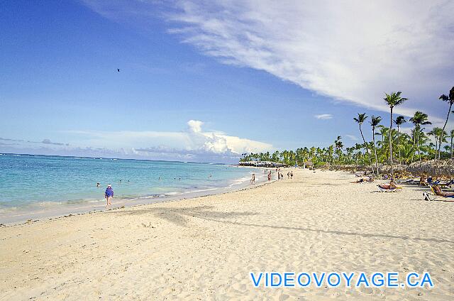 République Dominicaine Punta Cana Iberostar Bavaro La playa es larga, hay una gran cantidad de espacio disponible en la playa.