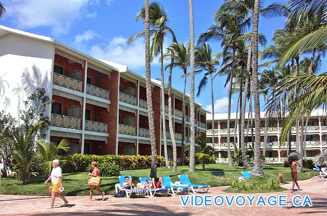 Republique Dominicaine Punta Cana VIK Hotel Arena Blanca Buildings have changed little since 2004.