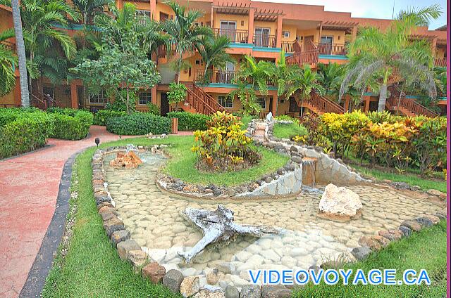 Republique Dominicaine Punta Cana VIK Hotel Arena Blanca The landscaping at the site center.