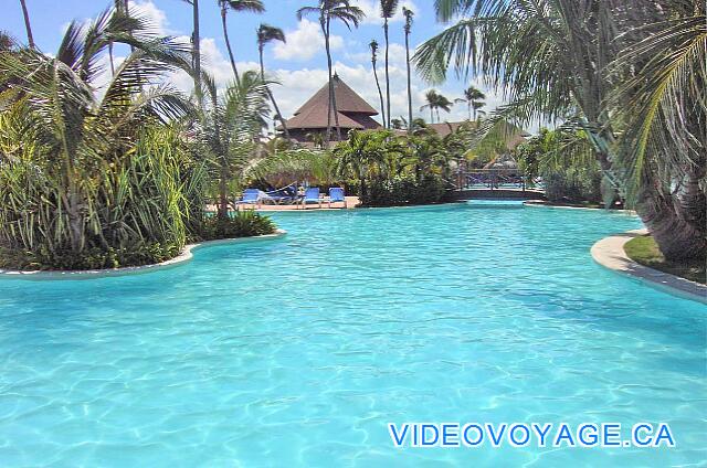 Republique Dominicaine Punta Cana VIK Hotel Arena Blanca With the small bridge over the pool