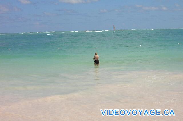 Republique Dominicaine Punta Cana VIK Hotel Arena Blanca Las olas eran pequeñas también.