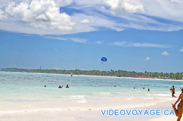 Republique Dominicaine Punta Cana VIK Hotel Arena Blanca La pendiente en el mar es lo suficientemente suave para alejarse más de 75 metros.