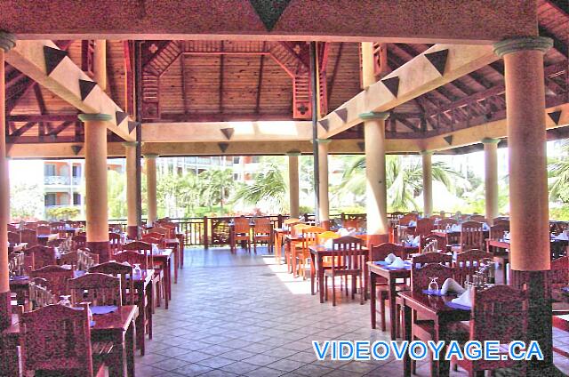 Republique Dominicaine Punta Cana VIK Hotel Arena Blanca The dining rooms have changed little.