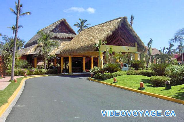 Republique Dominicaine Punta Cana VIK Hotel Arena Blanca L'entrée de l'hôtel en 2004