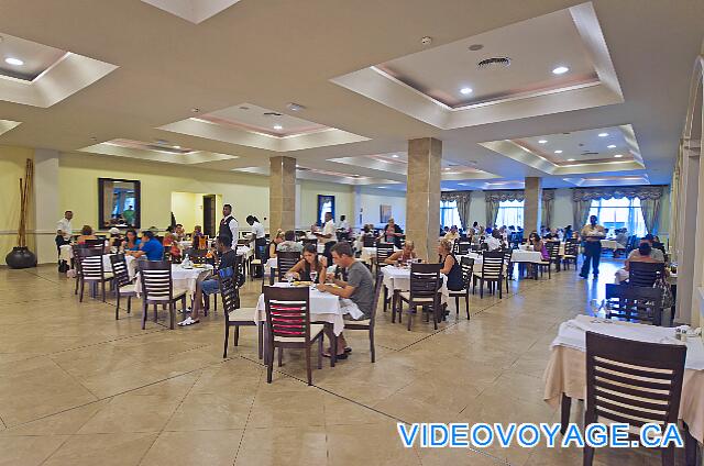 République Dominicaine Punta Cana Majestic Elegance A large dining room conditioning