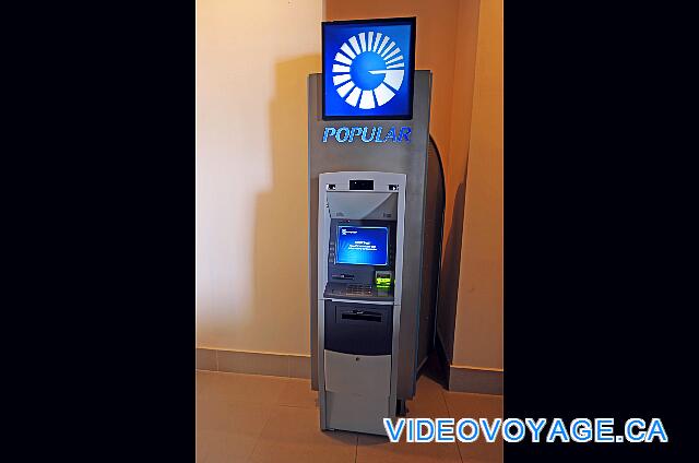 République Dominicaine Punta Cana Hard Rock Punta Cana ATM en el vestíbulo.