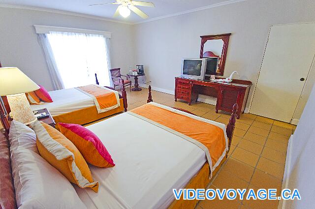 République Dominicaine Punta Cana Be Live Grand Punta Cana Avec un ventilateur au plafond, deux lits double ou un lit king...