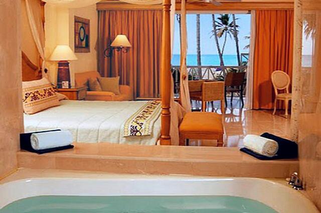 République Dominicaine Punta Cana Be Live Grand Punta Cana La suite junior de principal con jacuzzi.