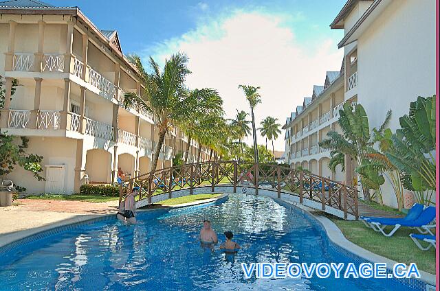 République Dominicaine Punta Cana Be Live Grand Punta Cana The small bridge over the pool.