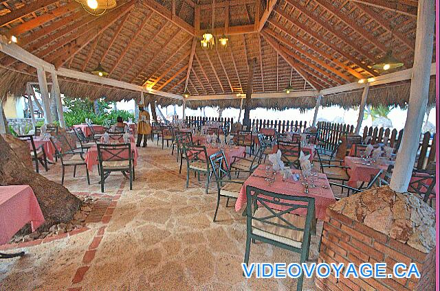 République Dominicaine Punta Cana Be Live Grand Punta Cana The a la carte restaurant on the beach is appreciated by customers.