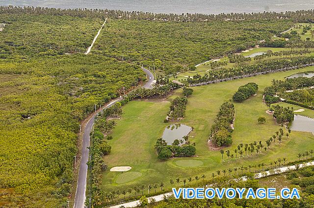 République Dominicaine Punta Cana Be Live Grand Punta Cana A continuación, una pequeña carretera sinuosa ...