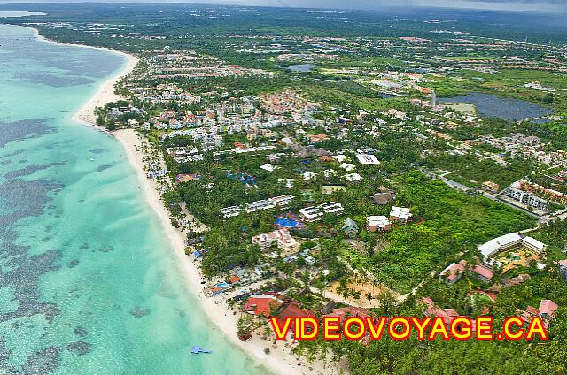 Republique Dominicaine Punta Cana Barcelo Dominican Une vue aérienne de la plage en direction sud.