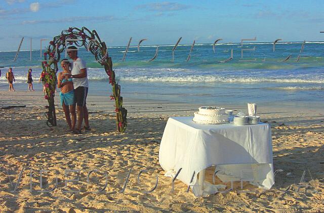 Republique Dominicaine Punta Cana Paradisus Punta Cana Here the cake of marrying on the beach.