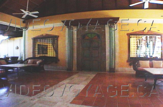 Republique Dominicaine Punta Cana Paradisus Punta Cana The entrance of the Albufera restaurant whose specialties are meat.