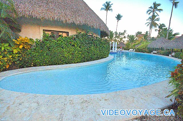 République Dominicaine Punta Cana Paradisus Palma Real La piscine termine devant le SPA.