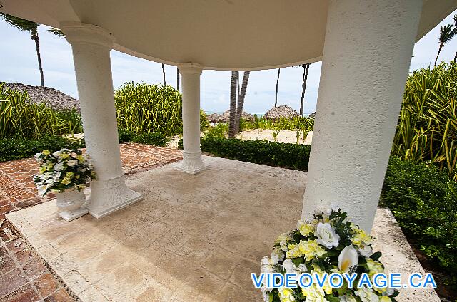 République Dominicaine Punta Cana Bávaro Princess All Suites Resort Le gazebo sur la plage