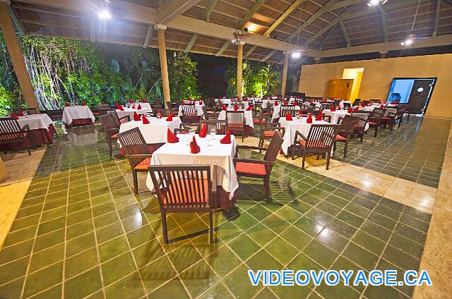 République Dominicaine Punta Cana Bávaro Princess All Suites Resort Una primera sección del comedor.
