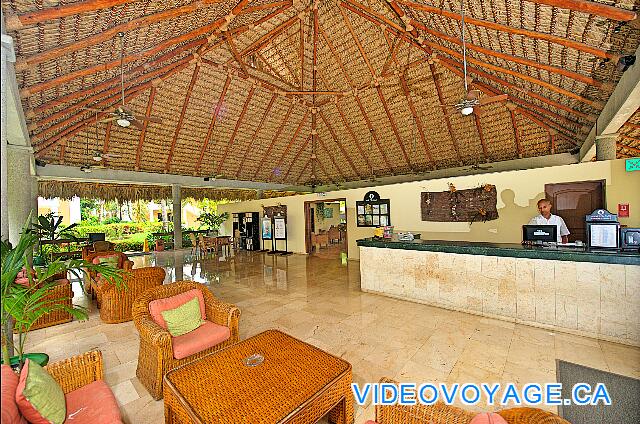 République Dominicaine Punta Cana Bávaro Princess All Suites Resort The lobby of the Platinum section for superior service.