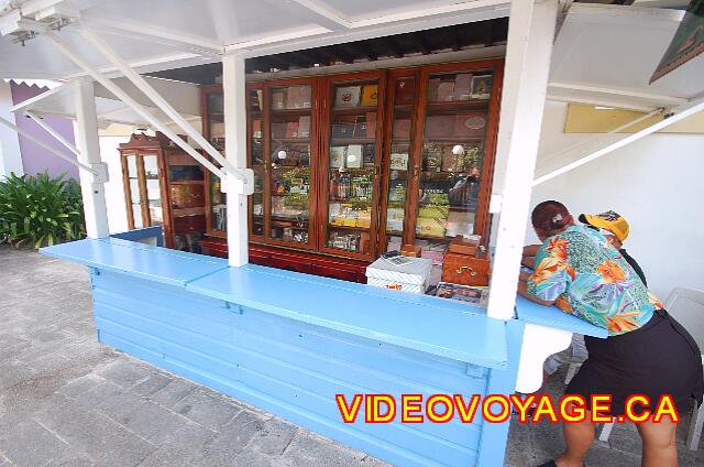 Republique Dominicaine Punta Cana Riu Palace Punta Cana Cigarros almacenes externos.