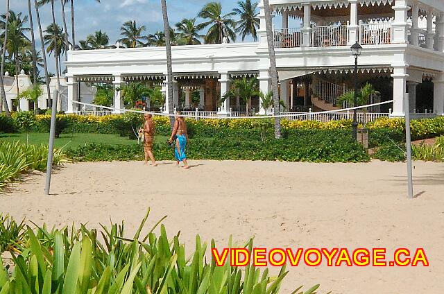 Republique Dominicaine Punta Cana Riu Palace Punta Cana Un filet de volleyball sur la plage.