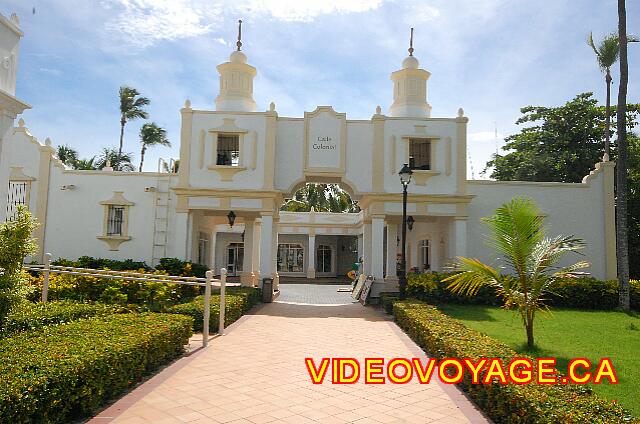 Republique Dominicaine Punta Cana Riu Palace Punta Cana La puerta de la Calle colonial.