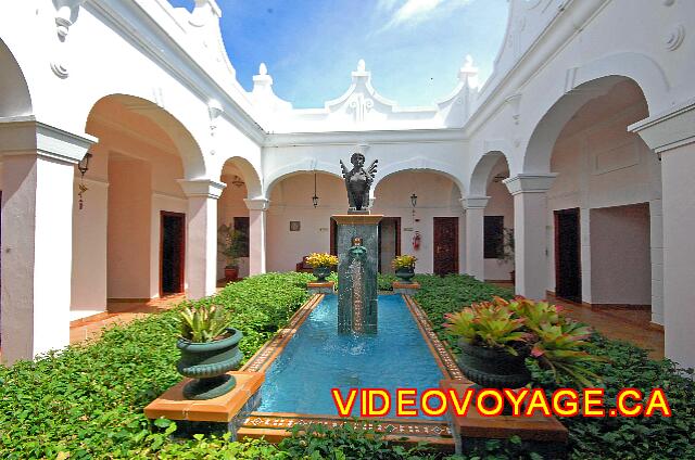 Republique Dominicaine Punta Cana Riu Palace Punta Cana At the center of SPA, around the rooms offering different services.