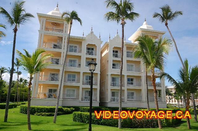 Republique Dominicaine Punta Cana Riu Palace Punta Cana Algunas suites se encuentran en el extremo del edificio, con vistas frente al mar.