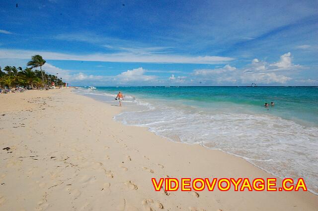 Republique Dominicaine Punta Cana Riu Palace Punta Cana La plage vers le nord est très longue pour la marche.