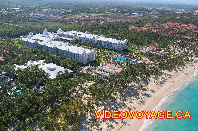 Republique Dominicaine Punta Cana Riu Palace Punta Cana A fairly large hotel, mignifique beach.