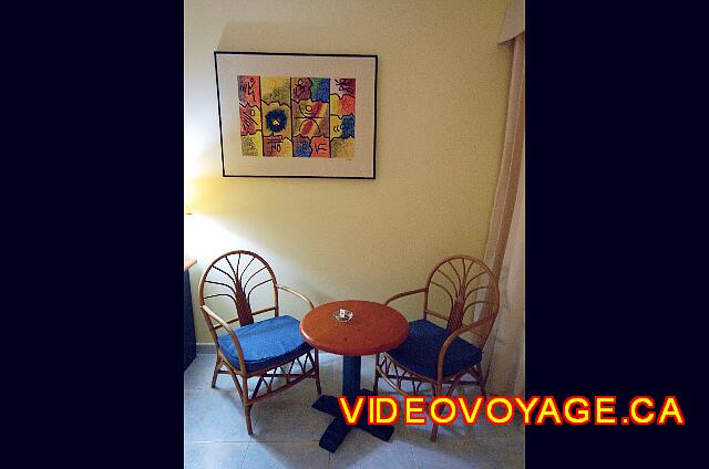 Republique Dominicaine Punta Cana Sirenis Cocotal / Tropical La pequeña mesa con 2 sillas.