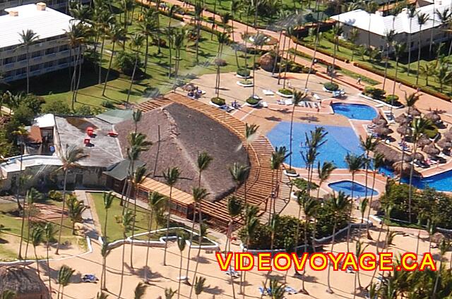 Republique Dominicaine Punta Cana Sirenis Cocotal / Tropical En la playa, bajo un mismo techo, una pizzería, un restaurante italiano y mexicano.