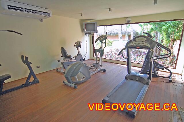 Republique Dominicaine Punta Cana Sivory An air-conditioned gym with the latest equipment.