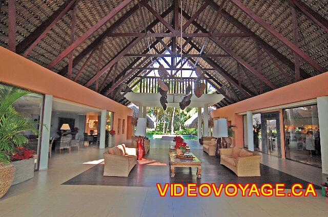 Republique Dominicaine Punta Cana Sivory Un petit Lobby à aire ouverte.