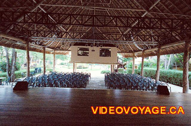 Mexique Playa del Carmen Allegro Playacar L'amphithéâtre est situé près du Lobby.