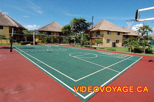 Mexique Playa del Carmen Allegro Playacar Peut être utilisé comme terrain de volleyball aussi.