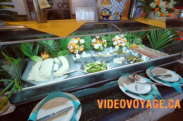 Mexique Puerto Juarez Maya Beach Queso, limón, oliva y embutidos.