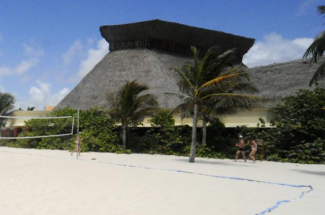 Mexique Riviera Maya Bahia Principe Tulum An à la carte Brazilian cuisine on the beach in Tulum Hotel, open during the day as a snack bar.