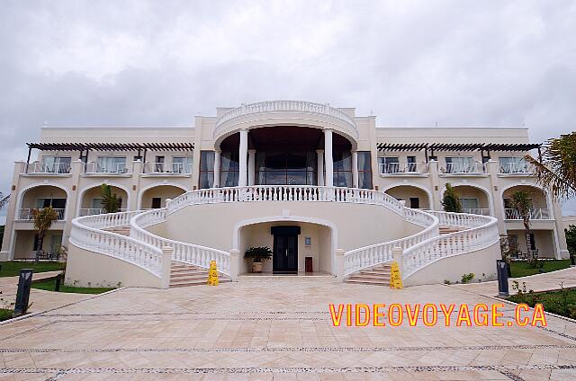 Mexique Riviera Maya Dreams Tulum La discoteca está ubicada en la planta baja del vestíbulo. Las habitaciones cerca del vestíbulo se pueden molestados por el ruido.