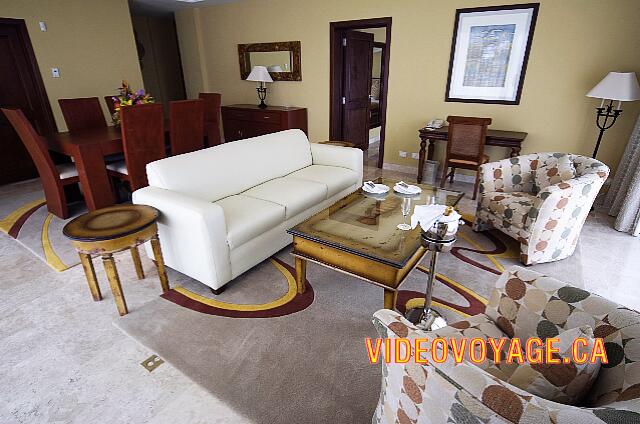 Mexique Riviera Maya Dreams Tulum La gran sala de estar de la suite presidencial en la sección de los Sueños.