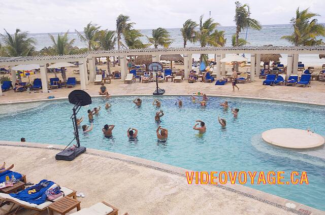 Mexique Riviera Maya Dreams Tulum Animación en la piscina.