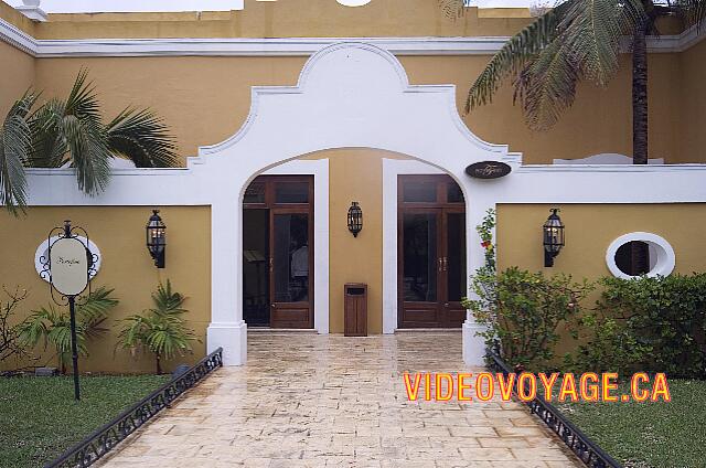 Mexique Riviera Maya Dreams Tulum La entrada al restaurante Portofino, un restaurante a la carta de cocina italiana.