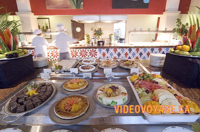 Mexique Riviera Maya Dreams Tulum Postres sección mantienen en placas refrigeradas.