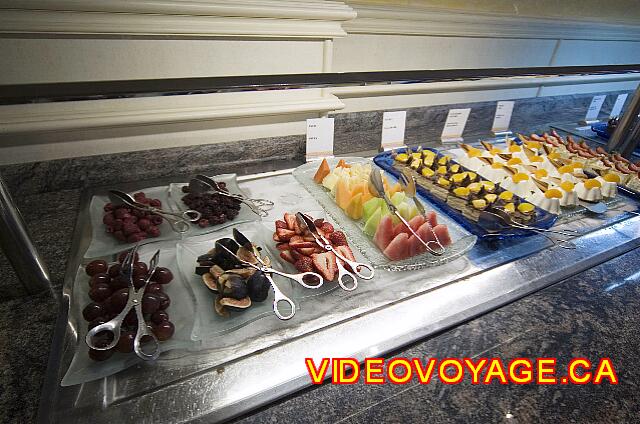 Mexique Puerto Morelos Excellence Riviera Cancun Fruits and desserts.