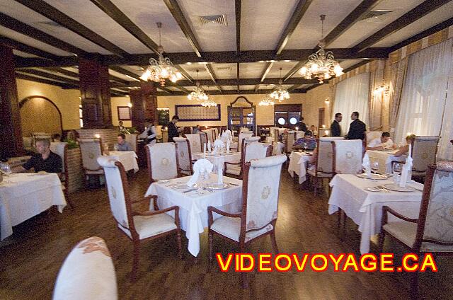 Mexique Puerto Morelos Excellence Riviera Cancun An elegant restaurant.