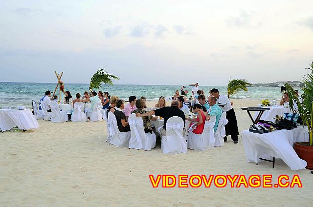 Mexico Playa del Carmen Gran Porto Real Sur la plage, la réception d'un mariage.