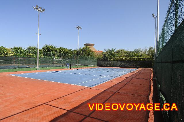 mexique Playa Paraiso paraiso del mar Un autre terrain de tennis éclairé.