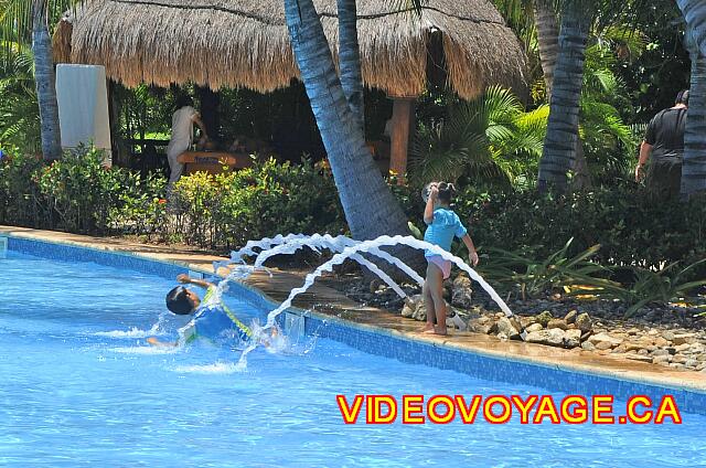 mexique Playa Paraiso paraiso del mar Avec des jets d'eau pour les enfants...