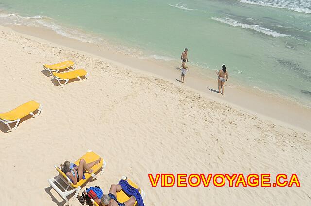 mexique Playa Paraiso paraiso del mar Une plage assez sécuritaire pour les enfants, la dénivellation étant faible dans la mer.